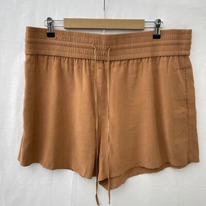 Open Edit Damenshorts hochtailliert hellbraun Kordelzug Übergröße elastischer Bund 2X - Bild 1 von 12