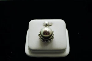 STERLING SILVER SHINING BALL WITH CZ CHARM PENDANT #F078 - Bild 1 von 2
