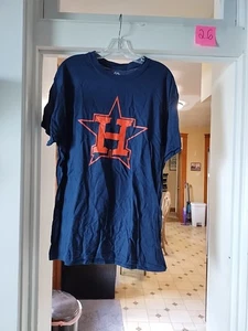 Men's Large Houston Astros Shirt - Picture 1 of 3