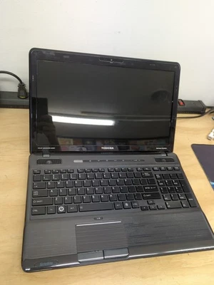 999 - TOSHIBA Satellite P755-S5215 - FOR PARTS / AS-IS - Image 1 of 4