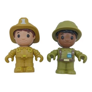 Lote de 2 Fisher Price Little People Safari Park Ranger y Bombero - Imagen 1 de 4