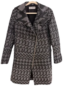 Abrigo plisado pata de gallo ISSEY MIYAKE cremallera asimétrica para mujer talla 3 Japón/Estados Unidos ~ mediano - Imagen 1 de 23