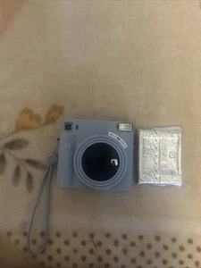 Fujifilm Instax Square SQ1 Sofortbildkamera, Glacier Blue, mit Tasche, 10 Filme - Bild 1 von 5