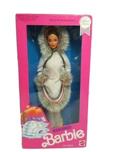 Toys' R' US Tag Dolls Of The World Barbie Eskimo 1990 Timeless Special Edition - Bild 1 von 8