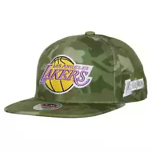 Mens MITCHELL & NESS NBA TONAL CAMO STRETCH FITTED HWC LAKERS - Picture 1 of 3
