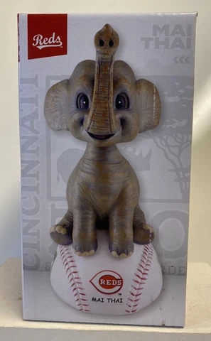 2022 Cincinnati Reds Cincinnati Zoo Mai Thai The Elephant Bobblehead Cover