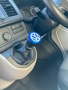 Gear Knob Upgrade for VW T5/ T6 Transporter Blue, Ribbed - Picture 1 of 7