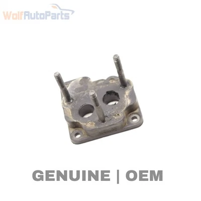 AUDI A8 QUATTRO 1997-1999 - Brida de soporte de montaje de válvula estabilizadora/control de ralentí Foto 1 de 4