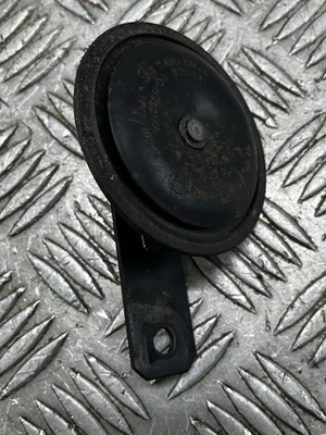 Triumph 1050 Sprint ST 2008 bocina 2008 - 2010 Foto 1 de 4