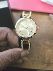 Reloj de cuarzo analógico brazalete brillante tono dorado elegante Sutton para dama D3 - Imagen 1 de 7