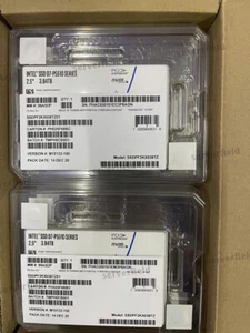 Intel SSD 3.84TB P5510 Series DC NVME U.2 2.5" SSDPF2KX038TZ01 Solid State Drive - Afbeelding 1 van 3
