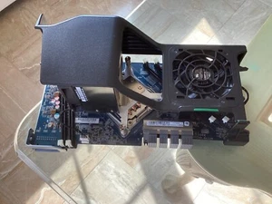 HP Z640 CPU Riser Board w/ Zeon Processor - Tested and Working - Afbeelding 1 van 1