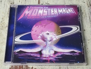 VG A Tribute To Monster Magnet (2011) Monster Fuzz Records ‎– MMT-01-500 CD, US - Picture 1 of 3
