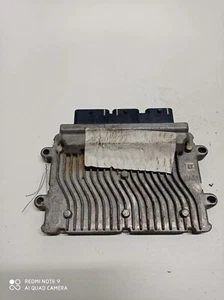 CALCULATEUR MOTEUR ECU PEUGEOT 206 + 1.1i 9800613180 / 9666596780 (29C) - Foto 1 di 4