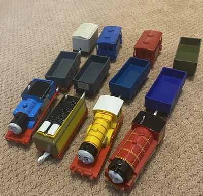 Lote de motores rotos Trackmaster Thomas & Friends para piezas/reparación + material rodante Foto 1 de 4