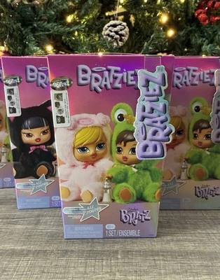 Caja ciega de felpa Bratziez serie Iconz con clip de dije y accesorio Foto 1 de 3