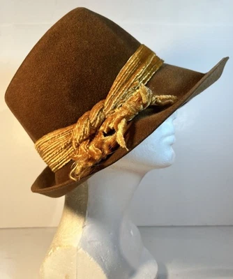 复古 Jan Leslie Brown 女士教堂帽子丝绒 Mod 剧院 Cosplay 阅读 — 第 1/4 张图片