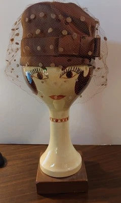 Vintage ANNETTE Women’s Beige Fabric Hat With Lace & Veil Millinery 1950s  - Image 1 of 4