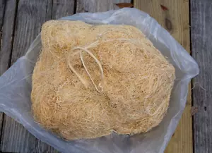 2+ lb Wood Wool Natural Excelsior bundle Packaging Display Gift Baskets bedding - Picture 1 of 1
