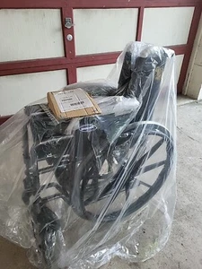 New Invacare (Veranda) Manual Folding Wheelchair - Picture 1 of 10