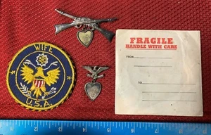 VINTAGE WW2 SWEETHEART JEWELRY MIRROW PATCH PIN MEDAL 102B - Picture 1 of 11