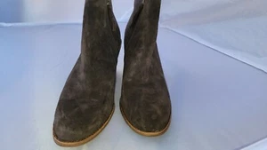 Sofft Size 9.5 brown suede boots - Picture 1 of 5