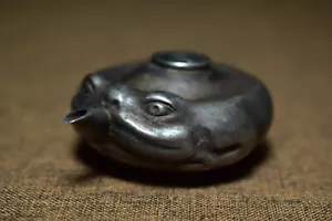 Chinese Old silver Hand Carved Exquisite Spittor gold toad statue water drop - Picture 1 of 9