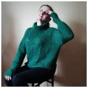 Women Mohair Sweater Knitted Green Turtleneck Handmade Fluffy Finger Less Jumper - Picture 1 of 12