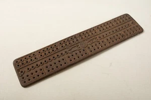 Cast Iron Cribbage Board (R3C/JSF6) Flat. No Pegs 9.75x2" Arrows Flower Motif - Picture 1 of 6