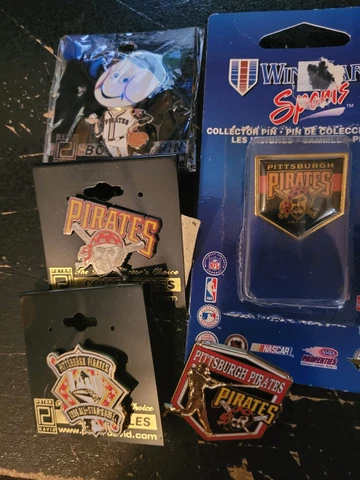 5pc lot Pittsburgh Pirates hat pins All Star game, base,mascot, baseball  NEW Cover