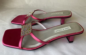 Lord & Taylor Y2K Red/Pink Bedazled Bejeweled Open Toe Heel Sandal Size 9.5 M - Picture 1 of 9