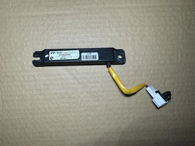 Hyundai Ioniq 2017-2022 Keyless Entry Smart Key Antenna Module OEM - Image 1 of 3