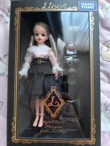 Licca Stylish Doll Collection Photogenic Gothic Noir Style 2024 TAKARA TOMY NEW - Picture 1 of 3