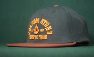 New Volcom Drummond Adj Green Mens Snapback Hat RHTVLC-81 - Picture 1 of 7