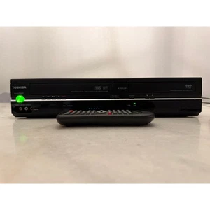 Toshiba SD-V296-K-TU Lettore combinato DVD/VCR surround nero con telecomando - Foto 1 di 8