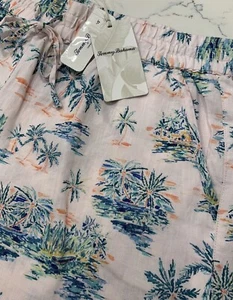 $99 Tommy Bahama Women’s Tropical Floral 100% Linen Shorts Size Large NEW Pink - Picture 1 of 10