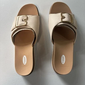Dr. Scholl's Originalist 2 Beige Gold Buckle Sandal Comfort Womens Size 7.5 NWOT - Picture 1 of 6