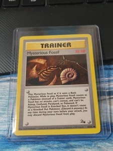 Pokémon TCG Mysterious Fossil Fossil 62/62 Regular 1999-2000 ... - Picture 1 of 2
