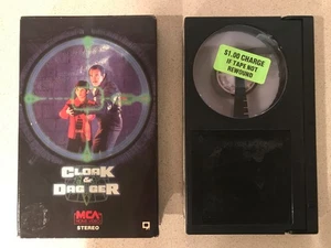 Umhang & Dolch (BETA, 1985) Dabney Coleman, Henry Thomas - Bild 1 von 3