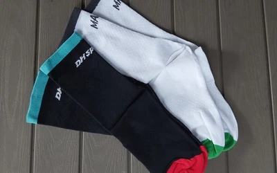 2 PAIRS ! Women Men's Cycling Socks Breathable, anti slip bike MTB Footwear sock - Image 1 of 4