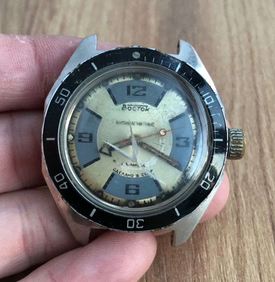 Watch Vostok Amphibian Antimagnetic Wostok Wristwatch USSR SSSR SU Soviet Rare - Image 1 of 4