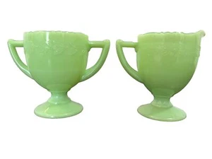 McKee Jadeite Green Laurel Pattern Footed Creamer & Sugar Bowl Set Vintage Rare - Picture 1 of 10