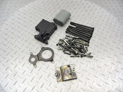 Suzuki Bandit 1250 GSF 1250 2016 07-16 tuercas diversas tornillos pernos cubierta Foto 1 de 4