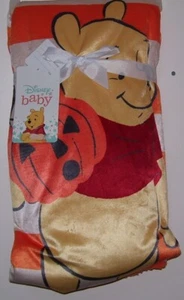 Disney Baby Winnie the Pooh Fall Halloween Pumpkin Sherpa Baby Blanket - Picture 1 of 2