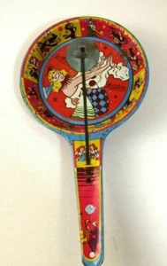 Vintage Blechspielzeug Litho Noise Maker Klatsche Maskerade Tänzer US Metallspielzeug Mfg Co - Bild 1 von 7