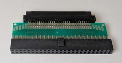 SCSI Adapter Konverter intern 50pin (f) auf 68pin (f) * NEU + OVP * - Bild 1 von 2