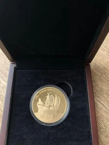 Latvian History gold plated crown - Picture 1 of 2