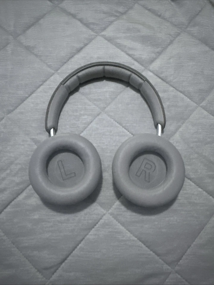 B&o Replay H7 Headphones Over Ear Silver Used - Image 1 of 4