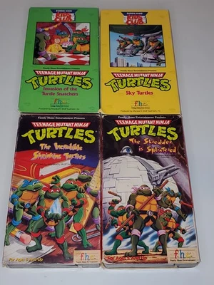 Vintage Teenage Mutant Ninja Turtles TMNT 4 VHS Lot Sky Turtle Shredder Splinter - Image 1 of 4