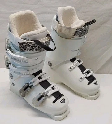 Roxy Sugar Women's White Ski Boots - Size 7 - Mondopoint 24. - Image 1 of 4